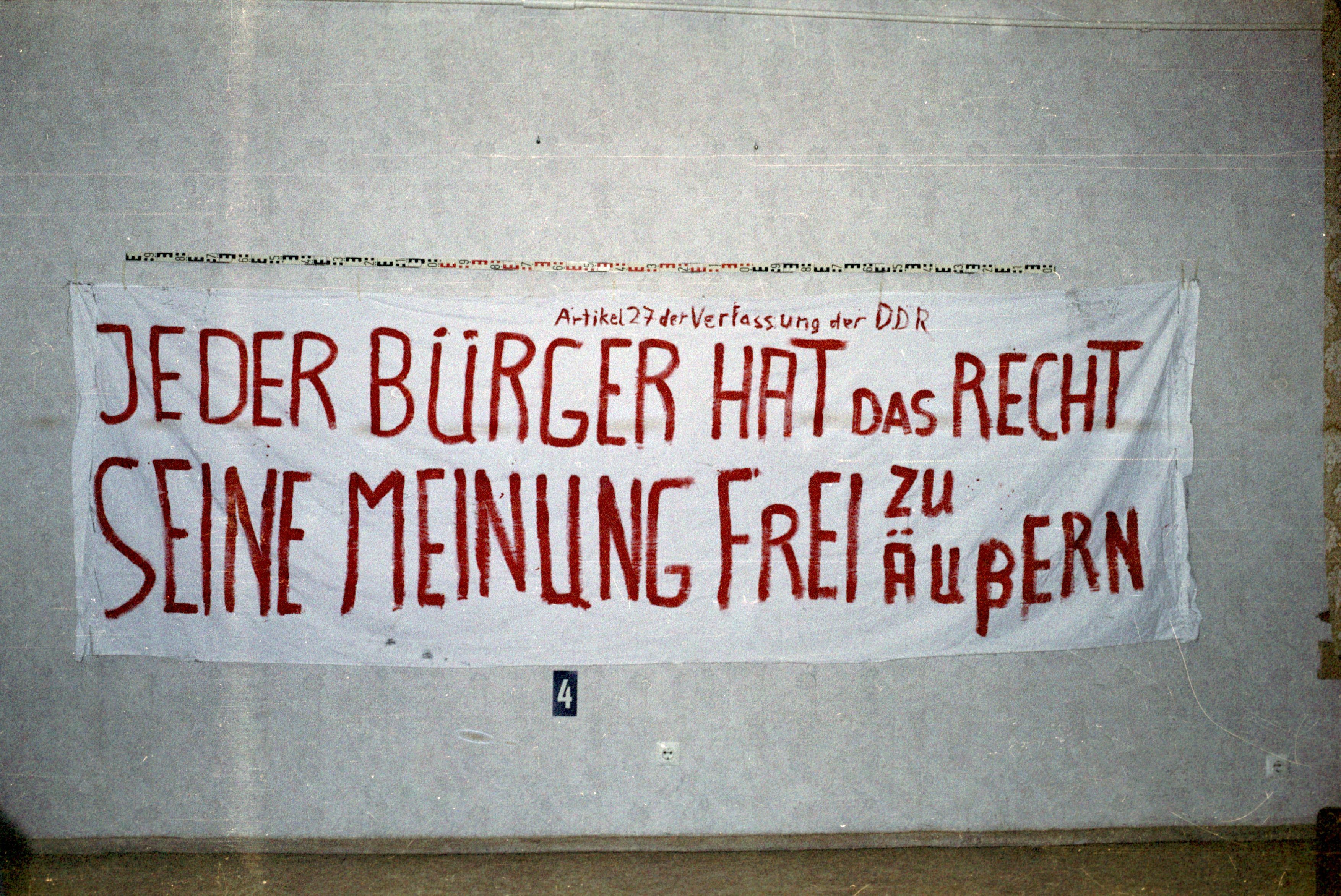 Meinungsfreiheit - Stasi und die Menschenrechte - Demokratie statt Diktatur